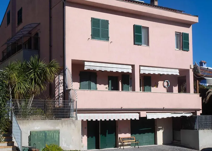 N092 - Numana, Nuova Taverna Bilocale Dx * Numana