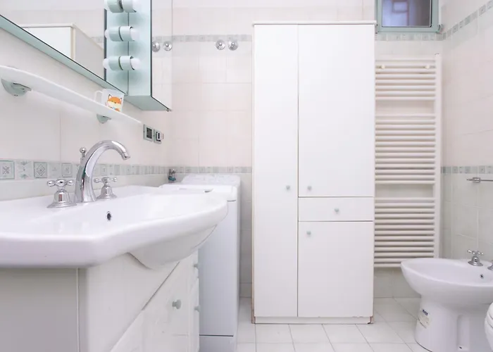 N092 - Numana, Nuova Taverna Bilocale Dx * Numana