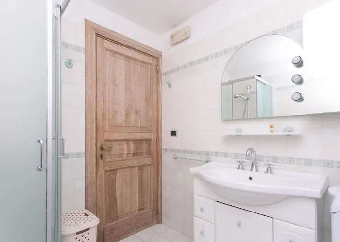 N092 - Numana, Nuova Taverna Bilocale Dx Διαμέρισμα Numana